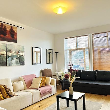 Cosy River View Flat At Temple Bar Dublin Exterior photo