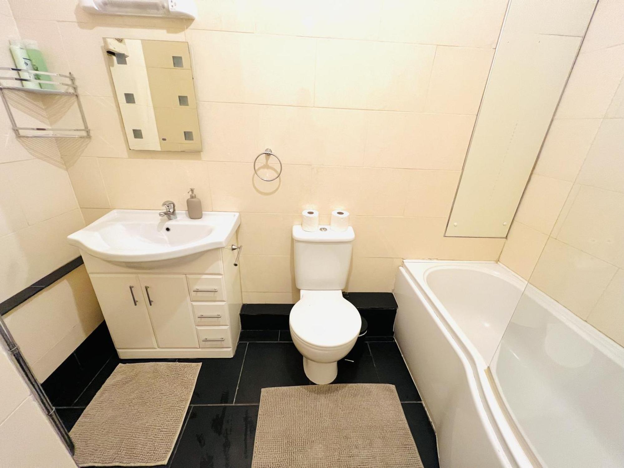Cosy River View Flat At Temple Bar Dublin Exterior photo