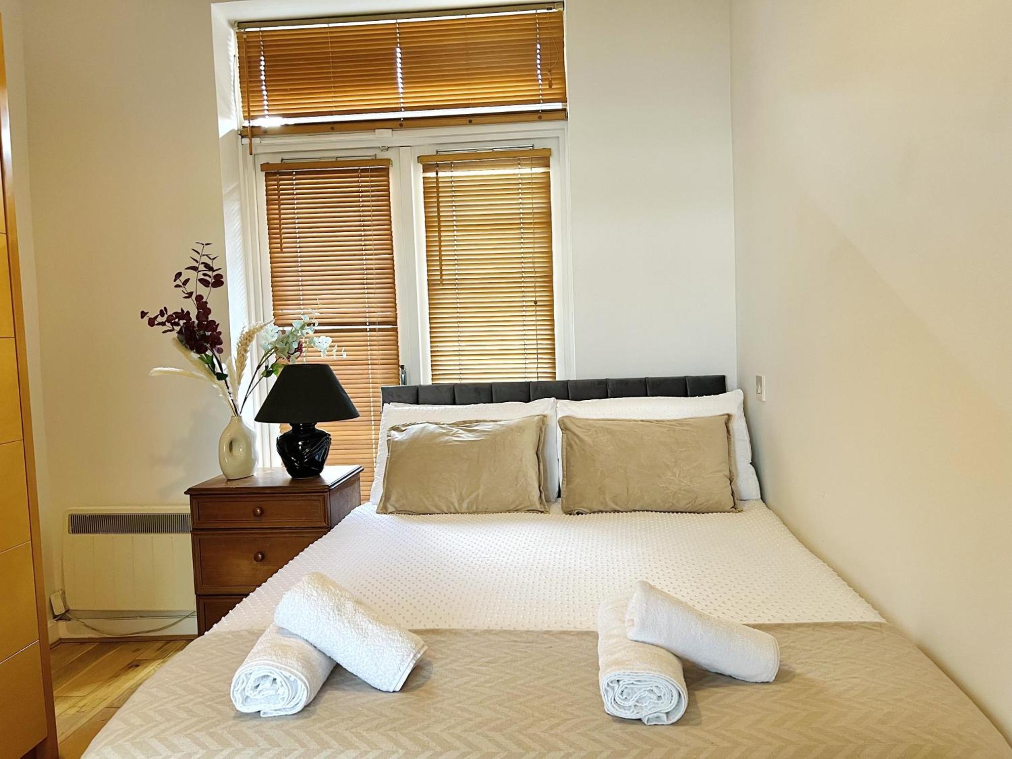 Cosy River View Flat At Temple Bar Dublin Exterior photo