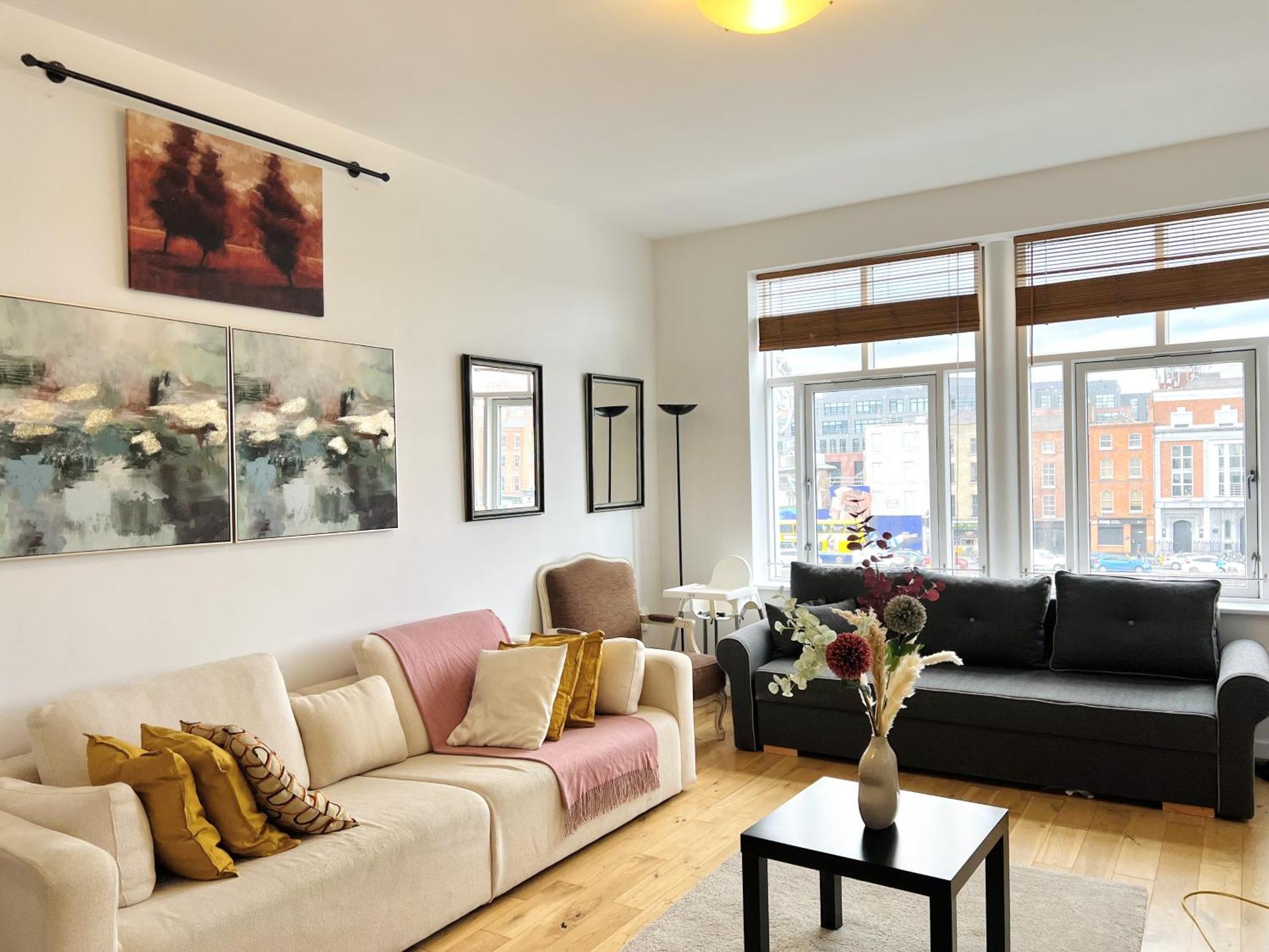 Cosy River View Flat At Temple Bar Dublin Exterior photo